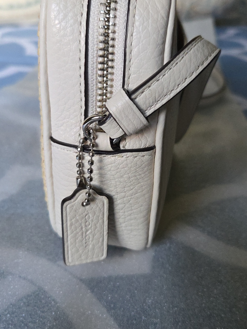 NWT Coach Mini Straw Camera Crossbody - Picture 9 of 12